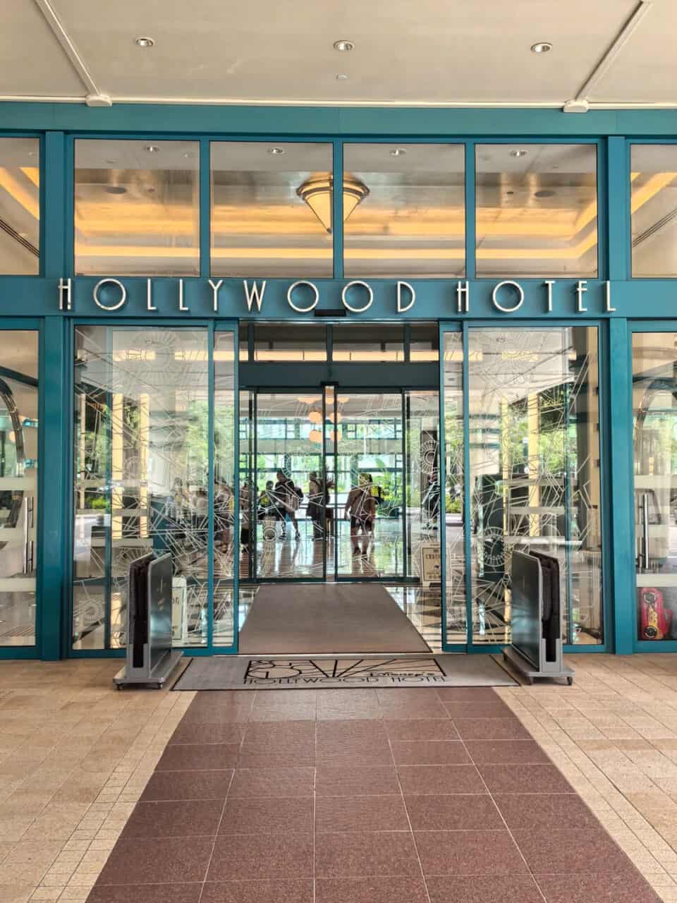 Disneys Hollywood Hotel 1 1 | Hong Kong Disneyland Hotel Guide (2026) Disneys Hollywood Hotel 1 1 | Your Disney