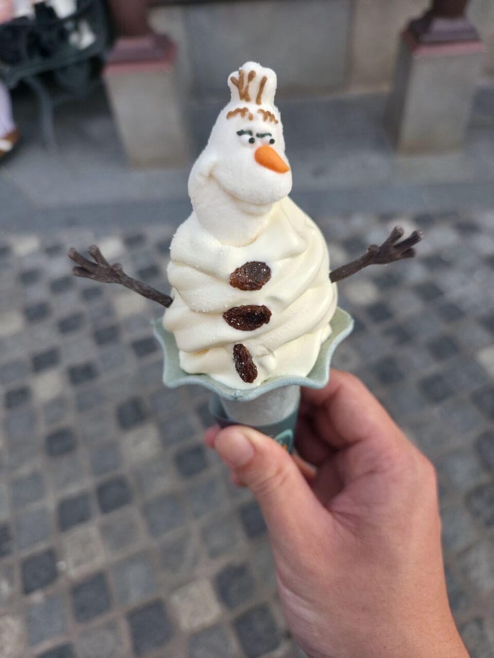 Hkdl Olaf Ice Cream | First Time Visitor Guide To Hong Kong Disneyland (2026) Hkdl Olaf Ice Cream | Your Disney
