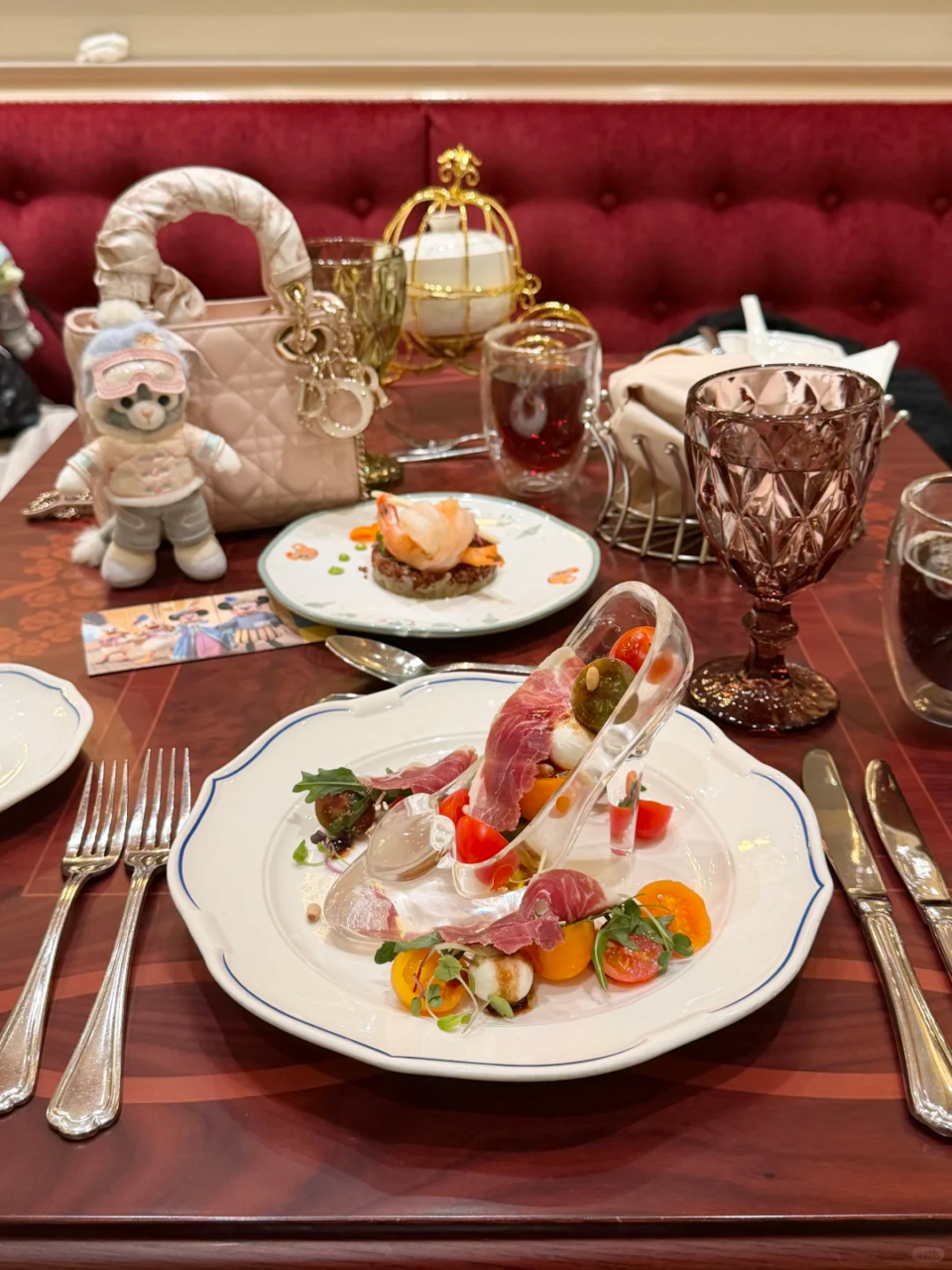 Royal Banquet Hall 1 | Shanghai Disneyland With Kids: Family Guide To Rides, Height Limits &Amp; Day Plans (2026) Royal Banquet Hall