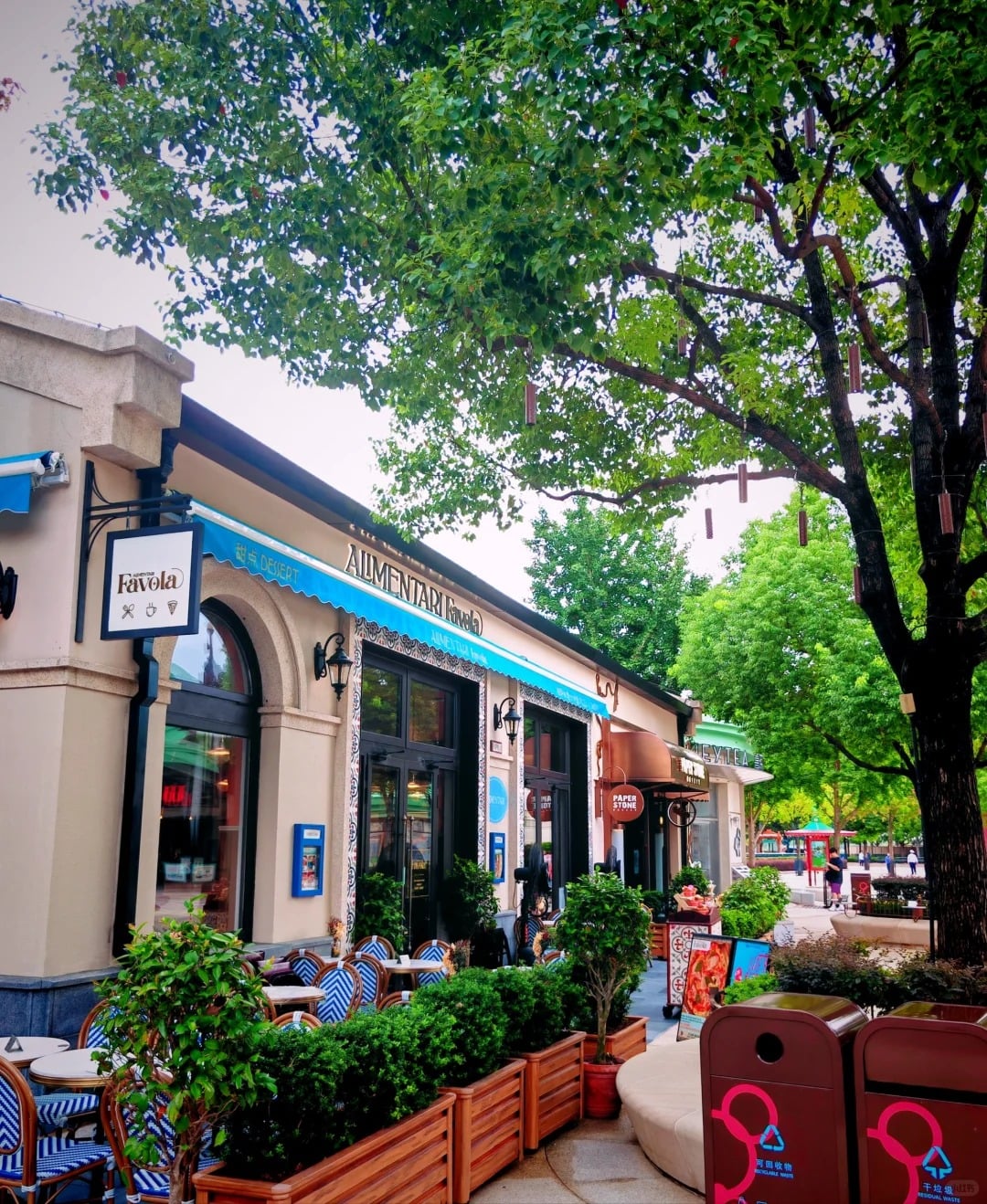 Disneytown Favola | Shanghai Disneyland Park And Disneytown Guide (2026) Disneytown Favola | Your Disney