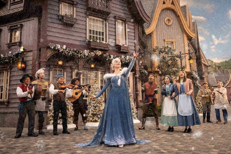 Anna, Elsa And Kristoff Sparkle At A Disney Christmas Celebration (November 14, 2025 – January 4, 2026)
