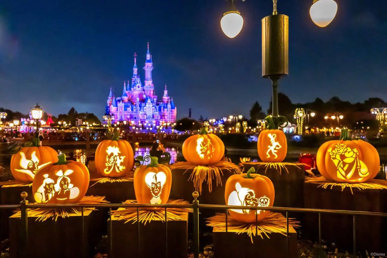Shanghai Disneyland Halloween 2025