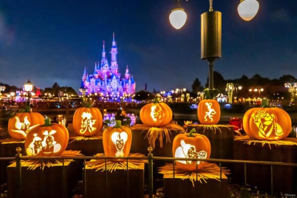 Shanghai Disneyland Halloween 2025
