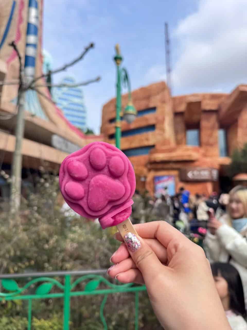 Zootopia Pawpsicle | First Time Visitor Guide To Shanghai Disneyland (2026) Zootopia Pawpsicle